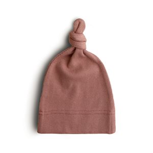 Mushie Ribbed Baby Beanie - Cedar