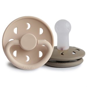 FRIGG Moon Phase - Round Silicone 2-Pack Pacifiers - Croissant/Portobello - Size 2