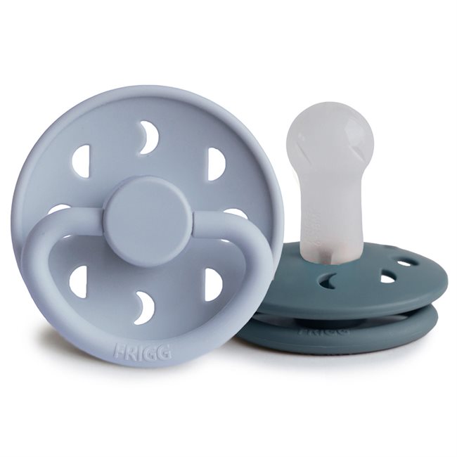 FRIGG Moon Phase - Round Silicone 2-Pack Pacifiers - Powder Blue/Slate - Size 2